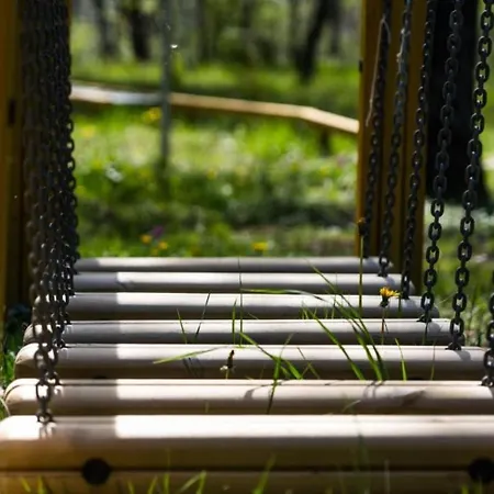 Villaggio Anemone Scoiattolo * Capanne di Sillano