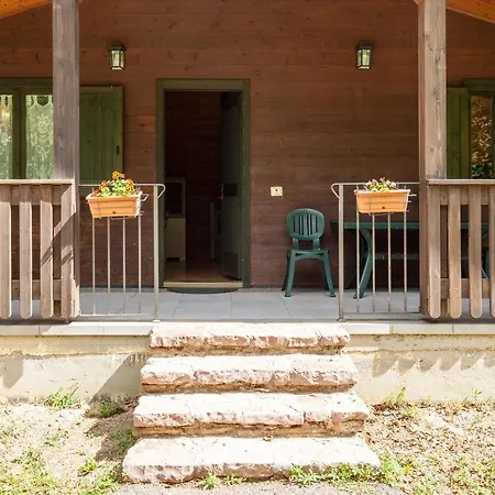 Villaggio Anemone Scoiattolo Capanne di Sillano